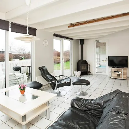 Holiday home 10 Person In *