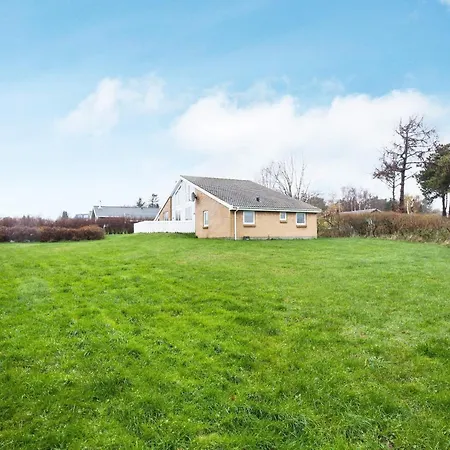 度假居 10 Person In Ebeltoft-by Traum *